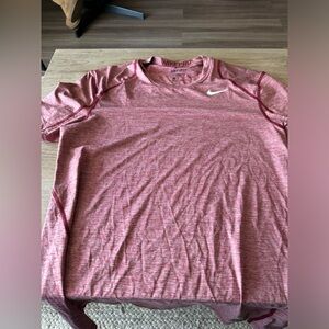 Size: M
Description: Nike dri-fit compression shirt
great condition, worn once